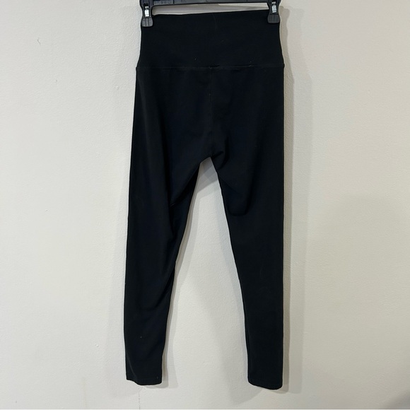 Offline By Aerie Seamless Black Full Length Legging Tight Women’s Size Medium - Picture 4 of 5